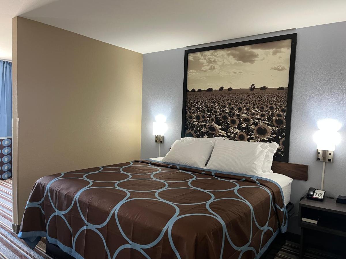 Super 8 By Wyndham Independence Ks Hotel Luaran gambar