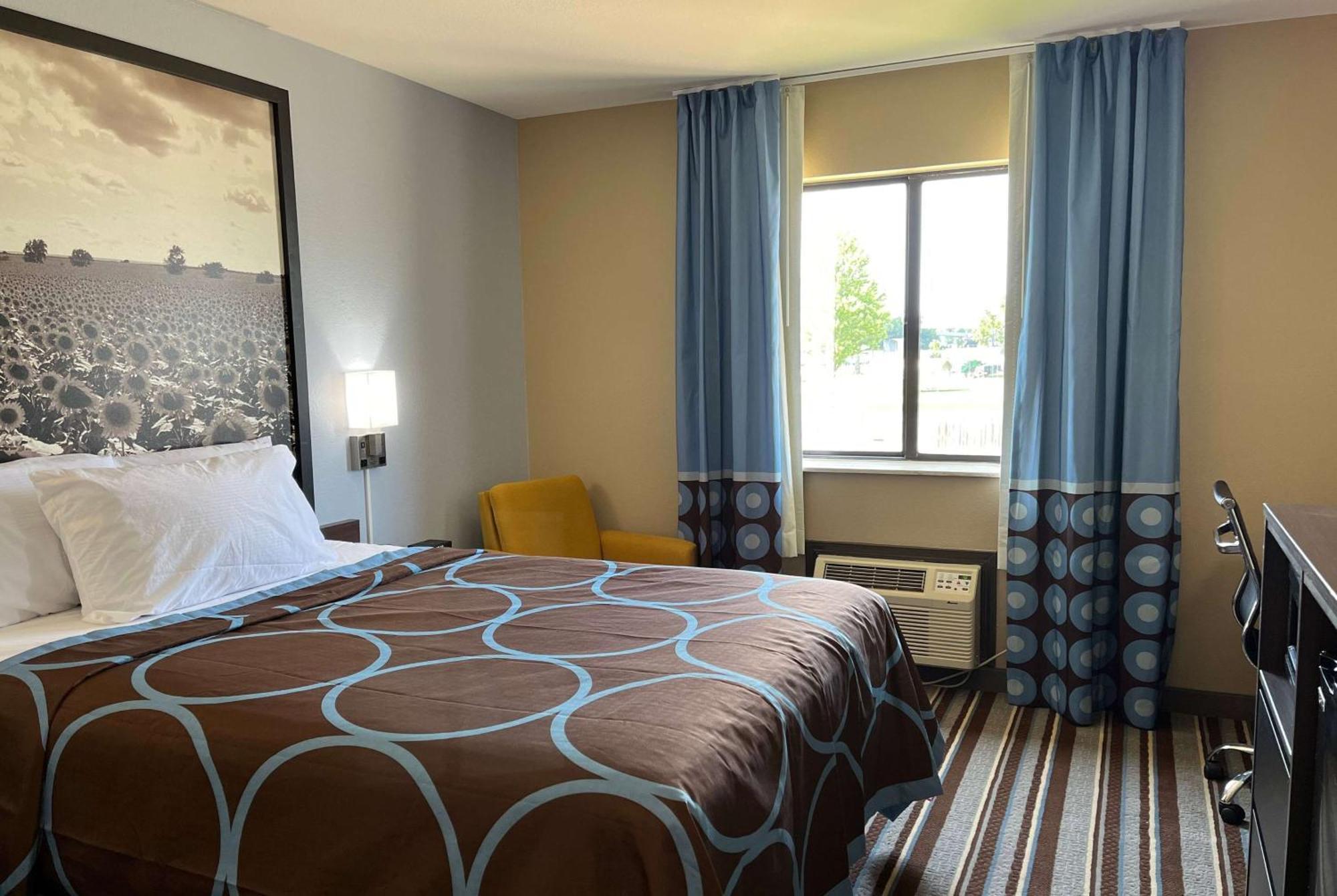 Super 8 By Wyndham Independence Ks Hotel Luaran gambar