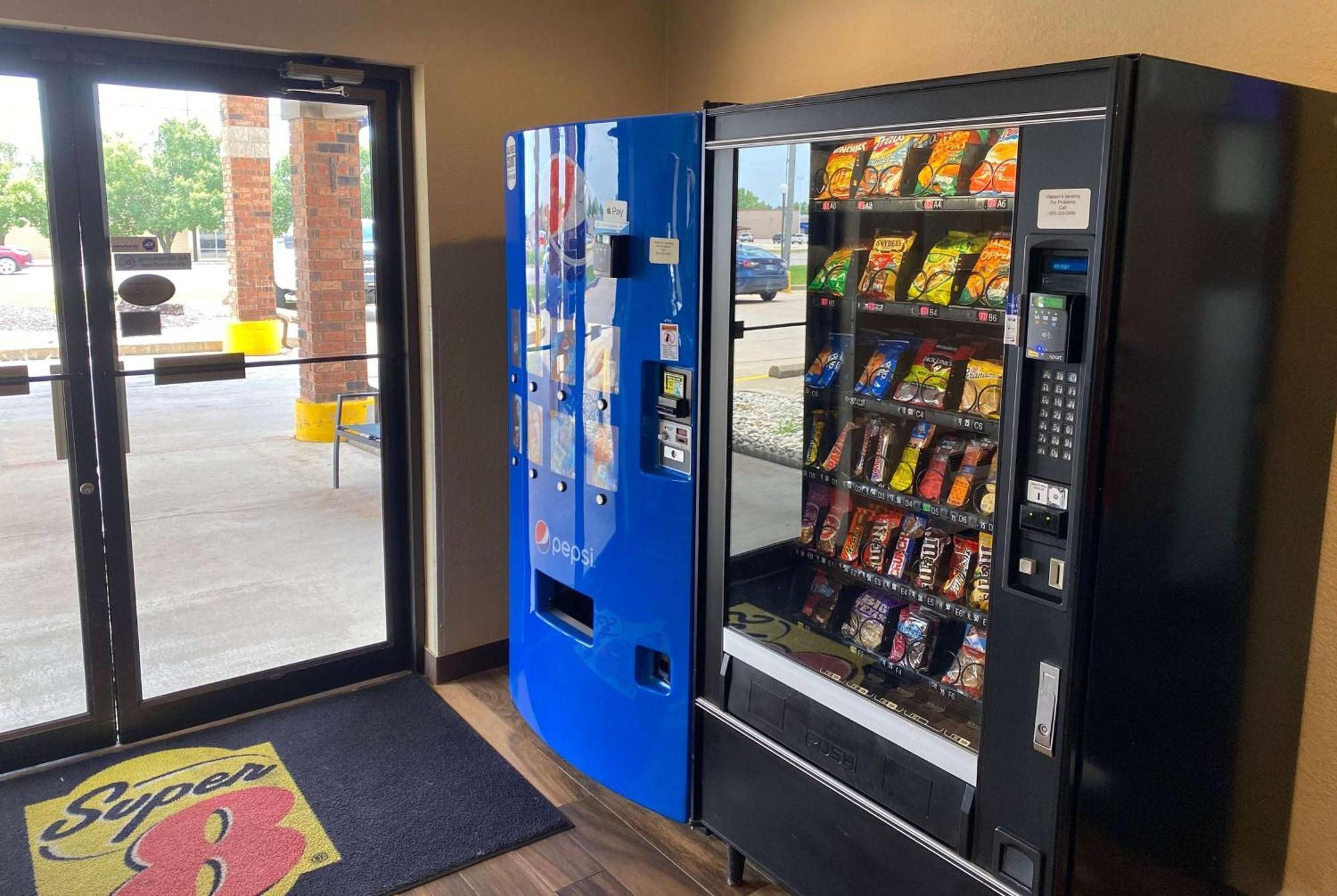 Super 8 By Wyndham Independence Ks Hotel Luaran gambar